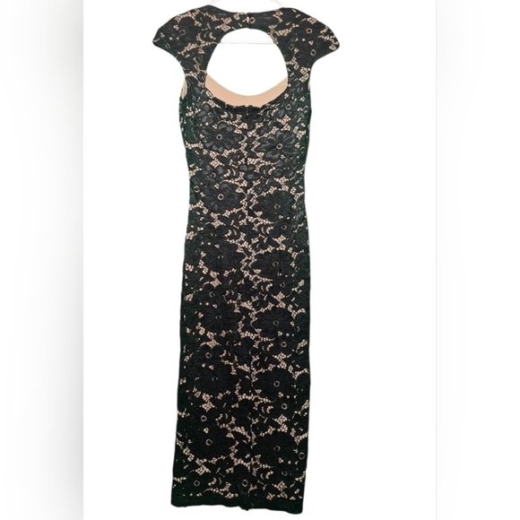 GUESS By MARCIANO EUC Elegant Black Lace Dress Size Small 17 PTP - STUNNING! - Picture 2 of 4
